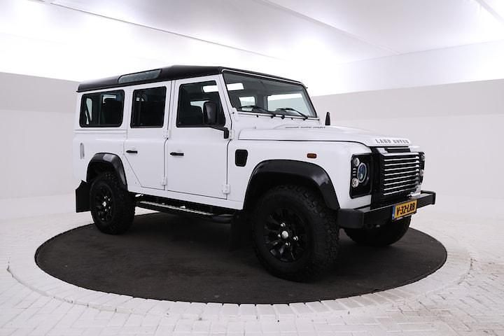 Occasion Land Rover Defender 122 PK (89 kW) 2013 Wit Stationwagen