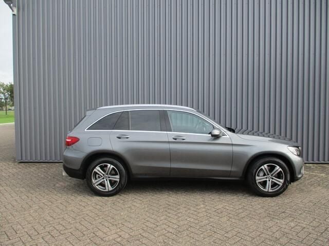 Occasion Mercedes GLC300 245 PK (180 kW) 2018 Grijs SUV