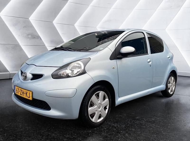 Blauw Gebruikt 2008 Toyota Aygo Hatchback | € 2.440 (Eerlijke prijs) - Afbeelding 1/4