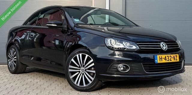 Zwart Gebruikt 2011 VW Eos Highline Cabriolet | € 8.950 (Iets duurder) - Afbeelding 1/4
