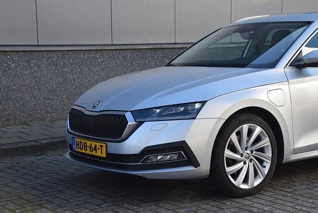 Occasion Skoda Octavia Style 204 PK (150 kW) 2021 Grijs Stationwagen