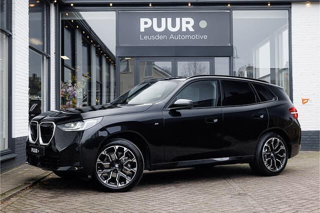 Zwart Occasion 2025 BMW X3 M Sport SUV | € 71.895 (Duur) - Afbeelding 1/4