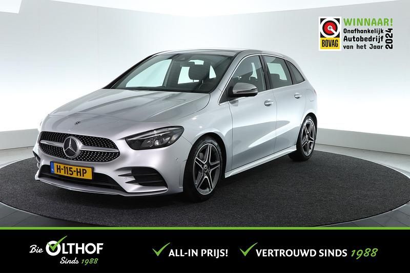 Grijs Gebruikt 2020 Mercedes B180 Business MPV | € 24.000 (Eerlijke prijs) - Afbeelding 1/4