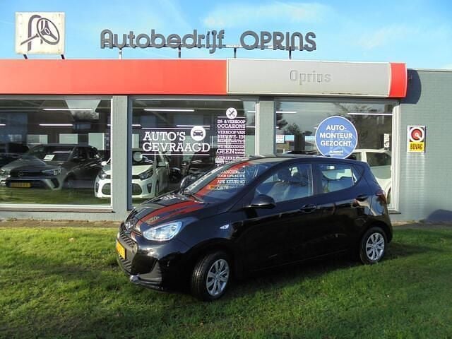 Zwart Gebruikt 2018 Hyundai i10 Comfort Hatchback | € 9.949 (Eerlijke prijs) - Afbeelding 1/4