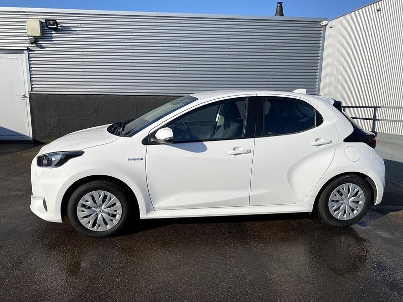 Occasion Toyota Yaris Hybrid Active 116 PK (85 kW) 2021 Wit Hatchback