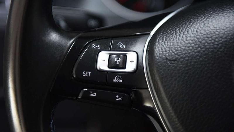 Occasion VW e-Golf 100 kW (136 PK) 2017 Blauw Hatchback