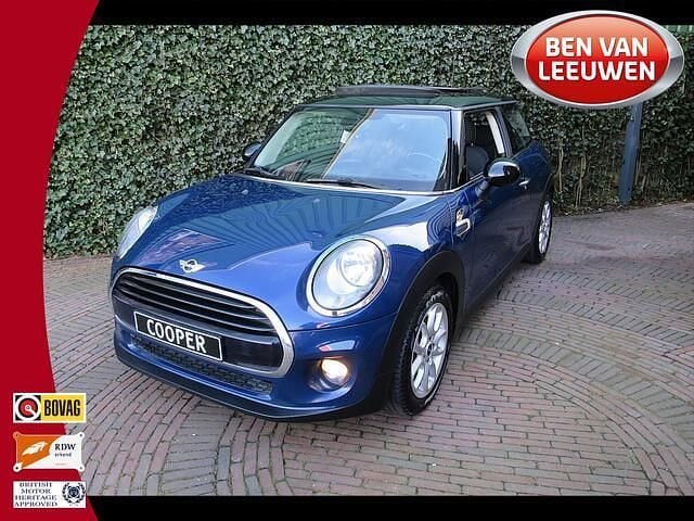 Occasion Mini Cooper Business 136 PK (100 kW) 2016 Blauw (metallic) Hatchback