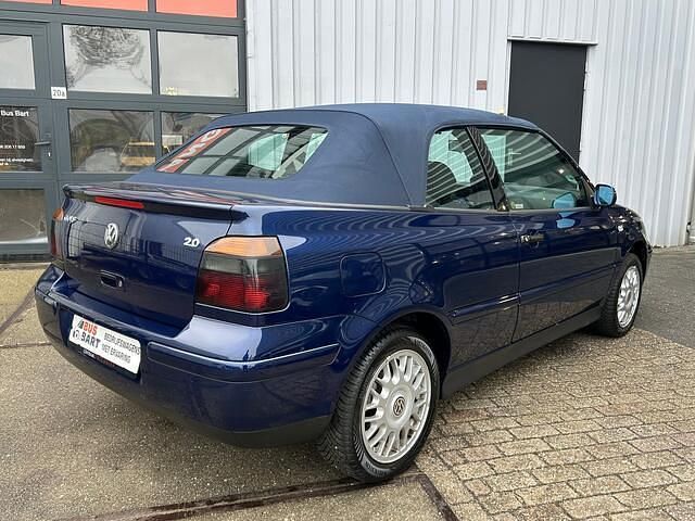 Occasion VW Golf Cabriolet Highline 116 PK (85 kW) 2002 Blauw Cabriolet