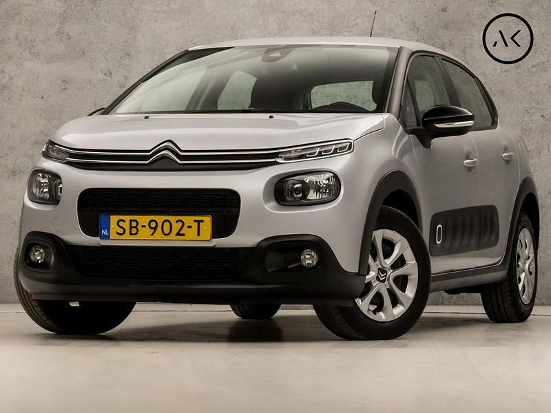 Grijs Gebruikt 2018 Citroën C3 PureTech Hatchback | € 13.445 (Eerlijke prijs) - Afbeelding 1/4