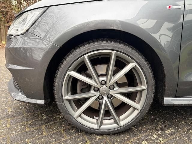 Occasion Audi A1 Sportback Sport 2018 Grijs Hatchback