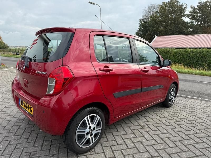 Occasion Suzuki Celerio Comfort 68 PK (50 kW) 2018 Rood (metallic) Hatchback