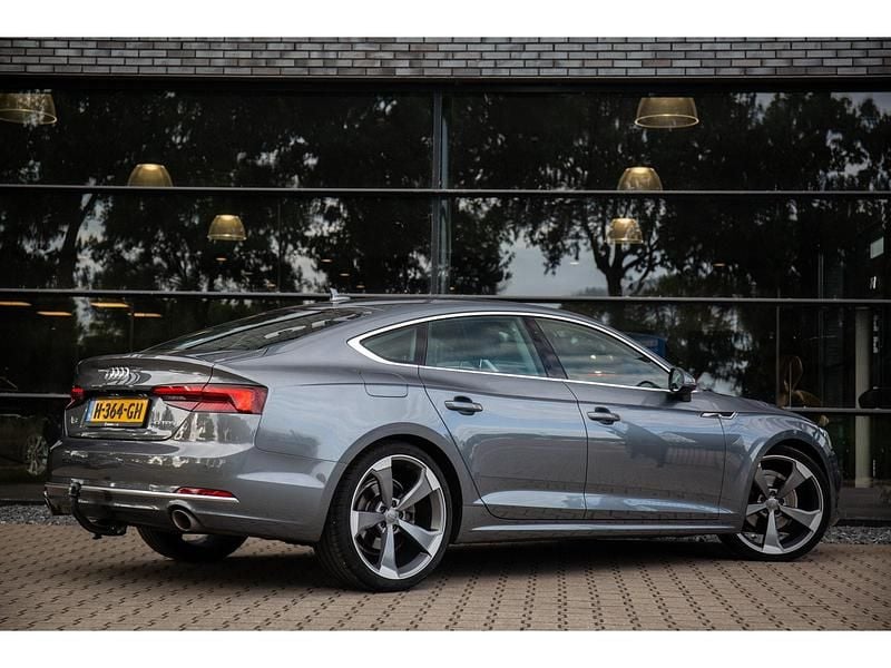Occasion Audi A5 Design 191 PK (140 kW) 2019 Grijs Coupé