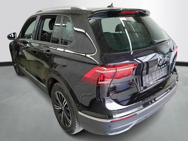 Occasion VW Tiguan Active 245 PK (180 kW) 2022 Zwart (metallic) SUV