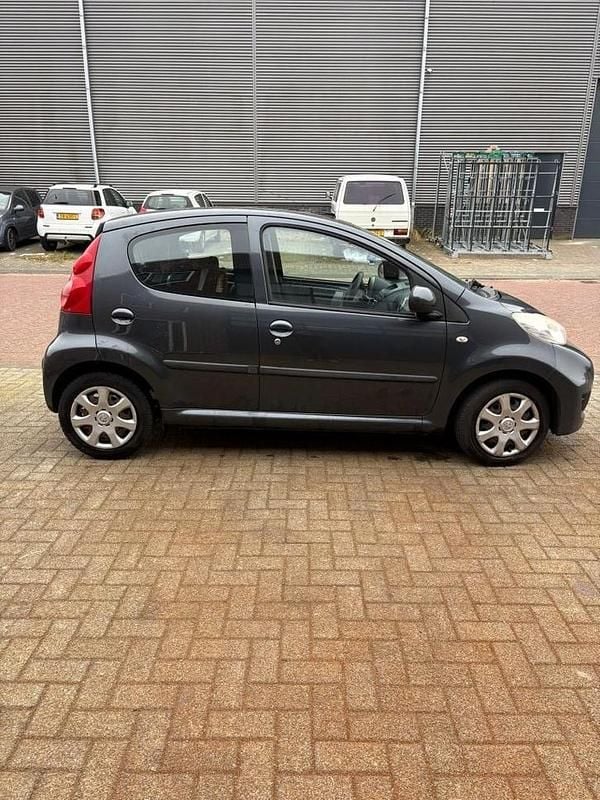 Occasion Peugeot 107 68 PK (50 kW) 2010 Hatchback