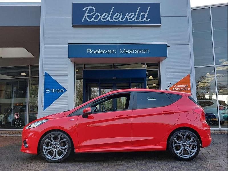 Occasion Ford Fiesta ST-Line 101 PK (74 kW) 2017 Rood Hatchback