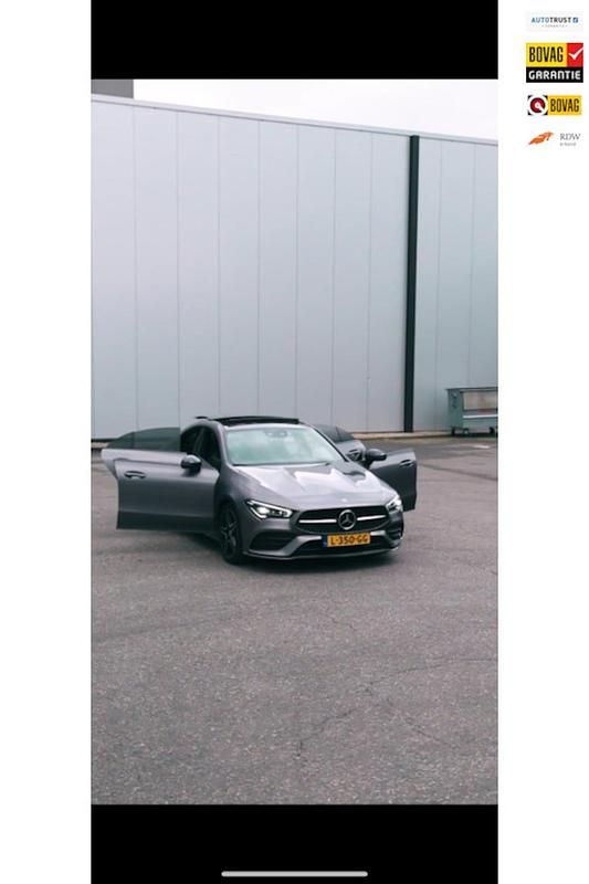 Grijs (metallic) Occasion 2020 Mercedes CLA200 Premium Plus Sedan | € 34.000 (Duur) - Afbeelding 1/4
