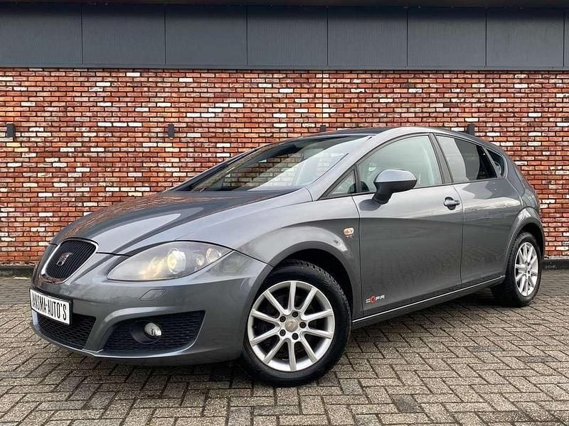 Occasion Seat Leon Copa 125 PK (91 kW) 2012 Grijs (metallic) Hatchback