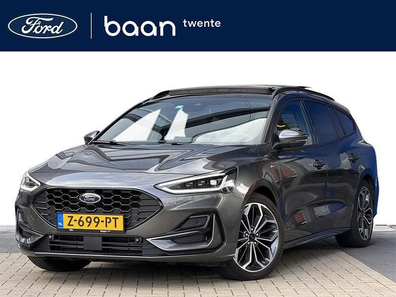 Grijs Gebruikt 2024 Ford Focus ST-Line X Stationwagen | € 27.850 (Iets duurder) - Afbeelding 1/4