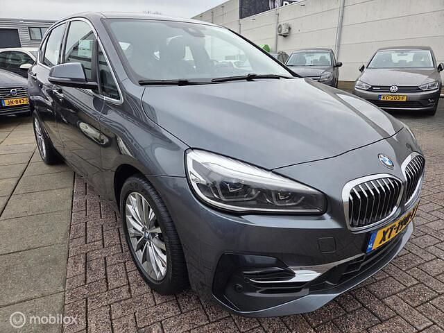 Occasion BMW 218 Executive 140 PK (102 kW) 2019 Grijs (metallic) Stationwagen