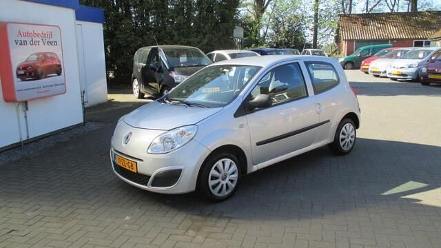 Grijs Occasion 2008 Renault Twingo Authentique Hatchback | € 2.295 (Eerlijke prijs) - Afbeelding 1/4