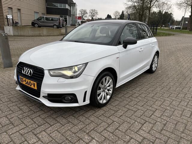 Wit, metallic lak Gebruikt 2014 Audi A1 Sportback Proline Hatchback | € 9.945 (Eerlijke prijs) - Afbeelding 1/4