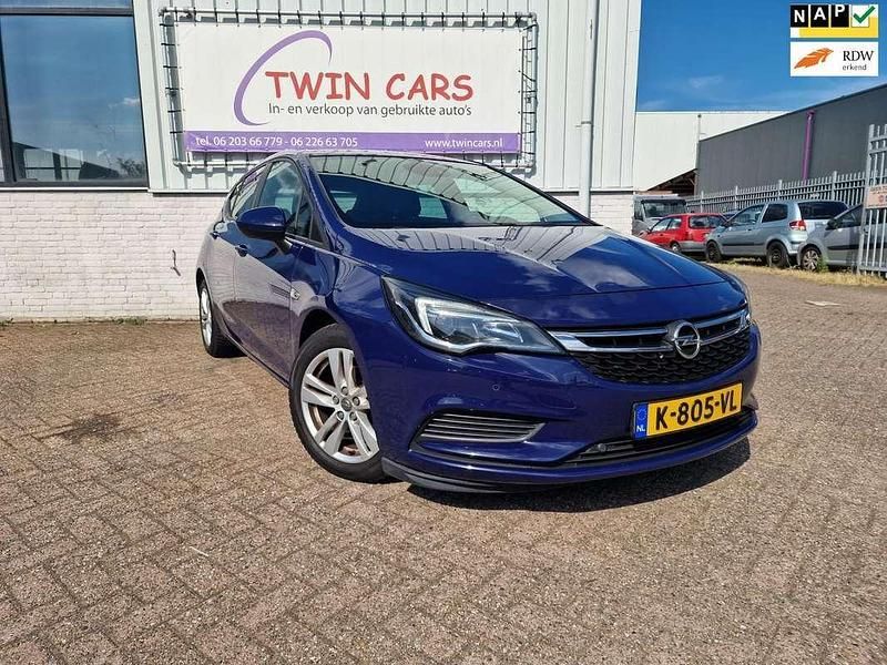Blauw Gebruikt 2019 Opel Astra Business Hatchback | € 13.450 (Super prijs) - Afbeelding 1/4