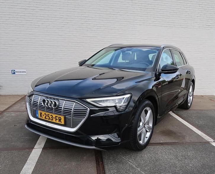 Gebruikt 2020 Audi e-tron Business SUV | € 20.950 (Eerlijke prijs) - Afbeelding 1/1