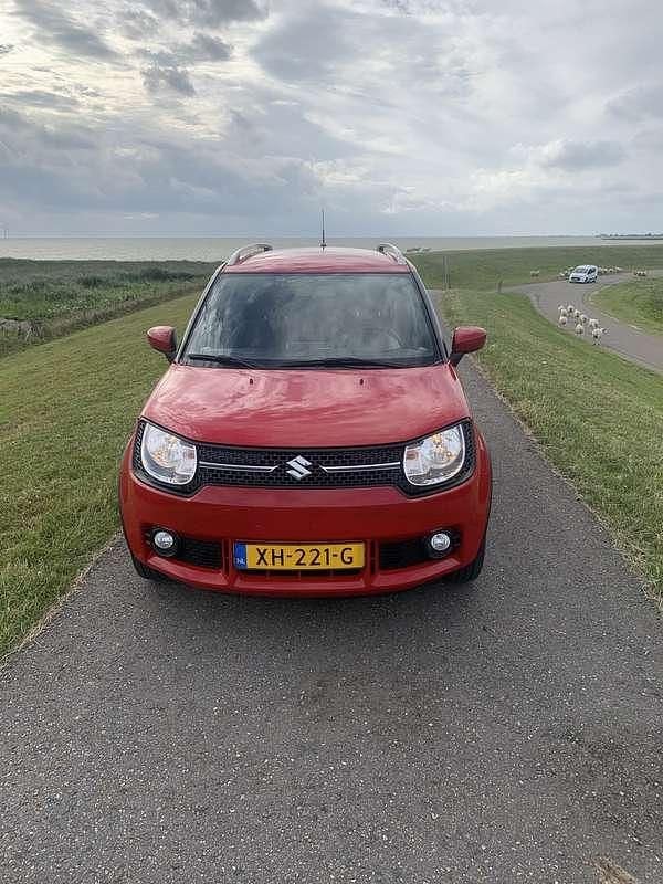 Rood Gebruikt 2019 Suzuki Ignis Hatchback | € 14.750 (Super prijs) - Afbeelding 1/4