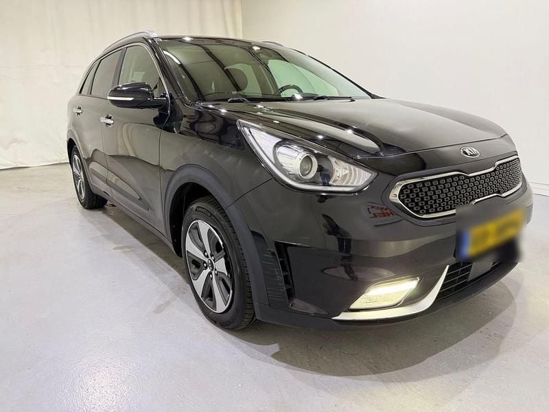 Zwart Occasion 2016 Kia Niro SUV | € 7.600 (Super prijs) - Afbeelding 1/4