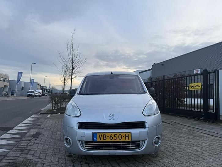 Occasion Peugeot Partner 90 PK (66 kW) 2013 Zilver