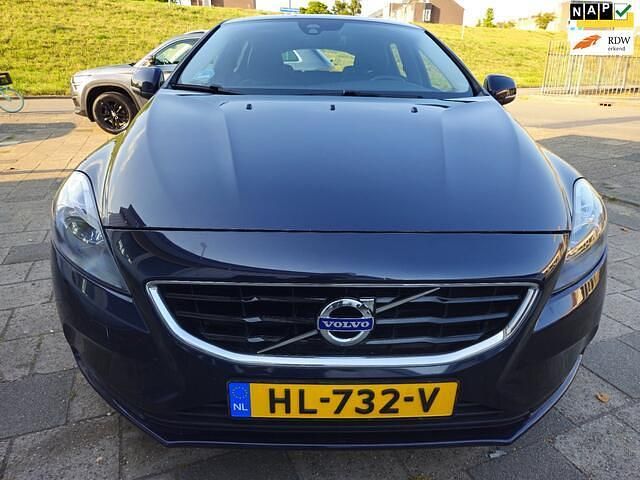 Blauw Gebruikt 2015 Volvo V40 Business Edition Stationwagen | € 5.900 (Eerlijke prijs) - Afbeelding 1/4