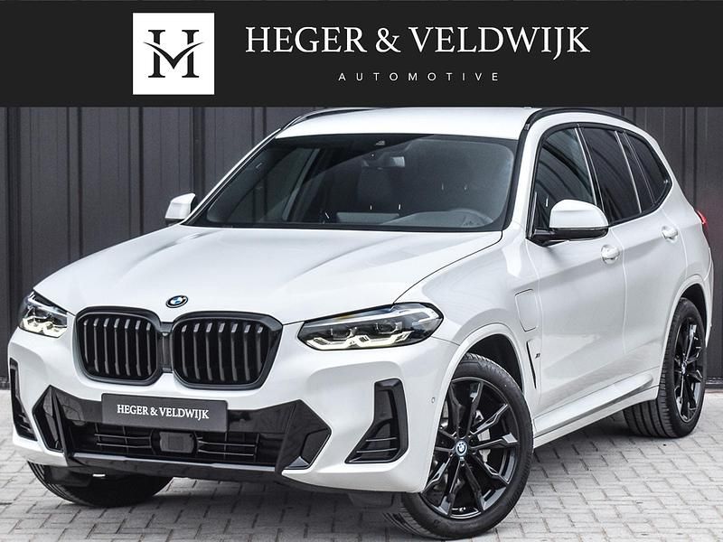 Wit Gebruikt 2024 BMW X3 Executive SUV | € 53.900 (Super prijs) - Afbeelding 1/4
