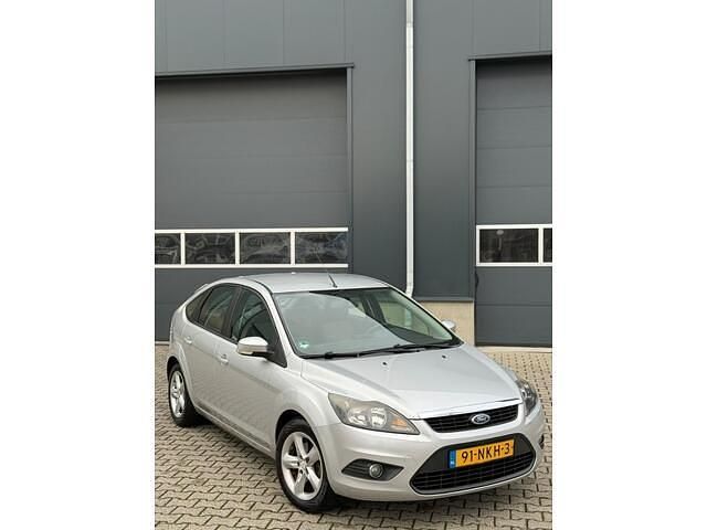 Occasion Ford Focus Ghia 101 PK (74 kW) 2010 Grijs (metallic) Hatchback