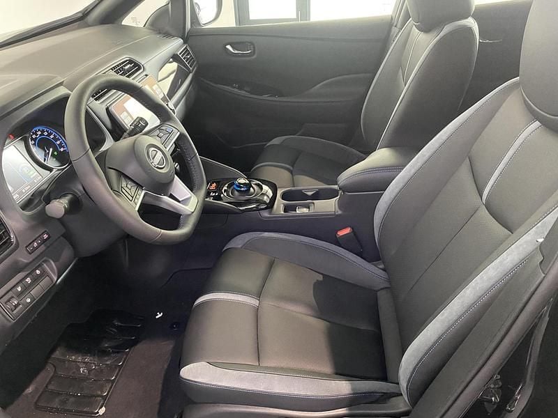 Occasion Nissan Leaf Tekna 50 kW (68 PK) 2024 Zwart Hatchback