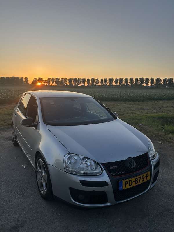 Grijs Gebruikt 2005 VW Golf IV GTI Hatchback | € 4.500 (Eerlijke prijs) - Afbeelding 1/4