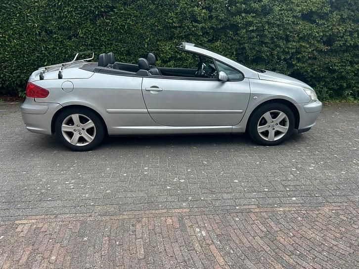 Gebruikt 2004 Peugeot 307 Cabriolet | € 2.450 - Afbeelding 1/1