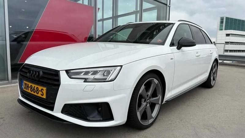 Wit Gebruikt 2019 Audi A4 Black Edition Stationwagen | € 24.250 (Eerlijke prijs) - Afbeelding 1/4