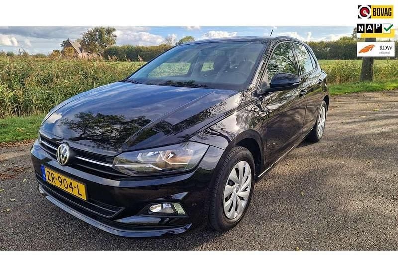 Zwart Gebruikt 2019 VW Polo Comfortline Hatchback | € 9.950 (Super prijs) - Afbeelding 1/4
