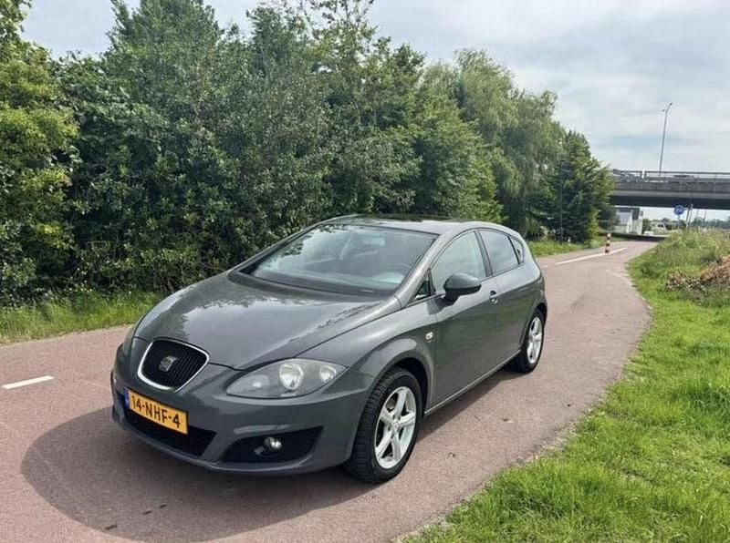 Occasion Seat Leon 160 PK (117 kW) 2010 Grijs Hatchback