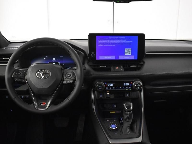 Occasion Toyota RAV4 Hybrid Sport 222 PK (163 kW) 2023 Rood (metallic) SUV