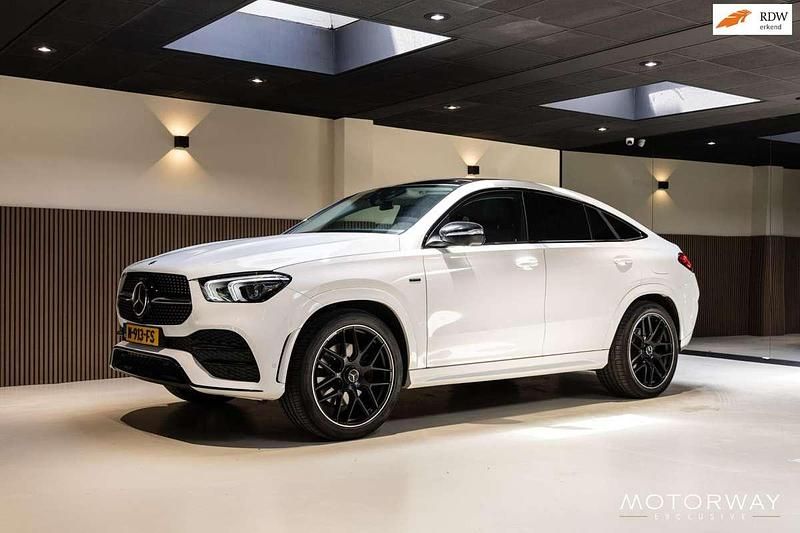Wit Gebruikt 2020 Mercedes GLE350e AMG Coupé | € 68.995 (Iets duurder) - Afbeelding 1/4
