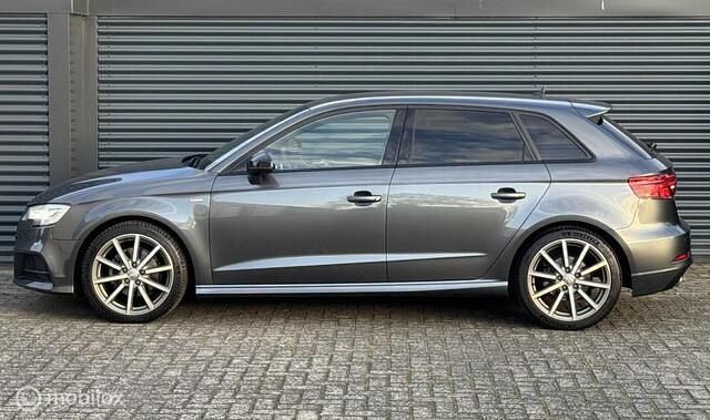 Occasion Audi A3 Sportback S-Line 150 PK (110 kW) 2019 Grijs Hatchback