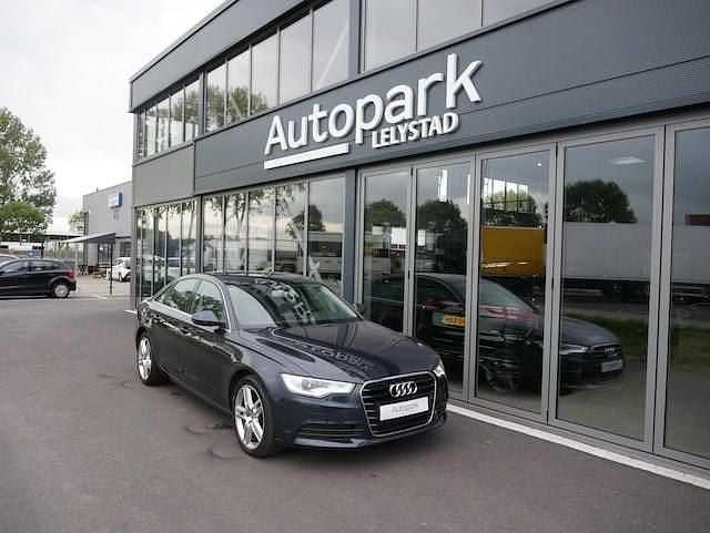 Occasion Audi A6 Business 180 PK (132 kW) 2014 Blauw Sedan