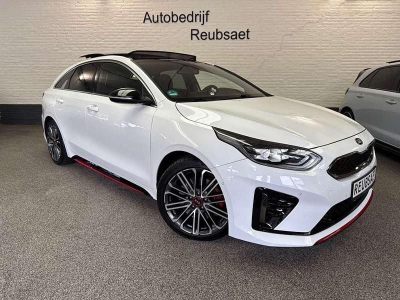 Wit Gebruikt 2019 Kia ProCeed 2 Hatchback | € 23.995 (Eerlijke prijs) - Afbeelding 1/4