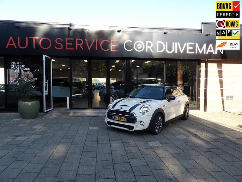 Wit Gebruikt 2015 Mini Cooper S Business Hatchback | € 15.450 (Eerlijke prijs) - Afbeelding 1/4