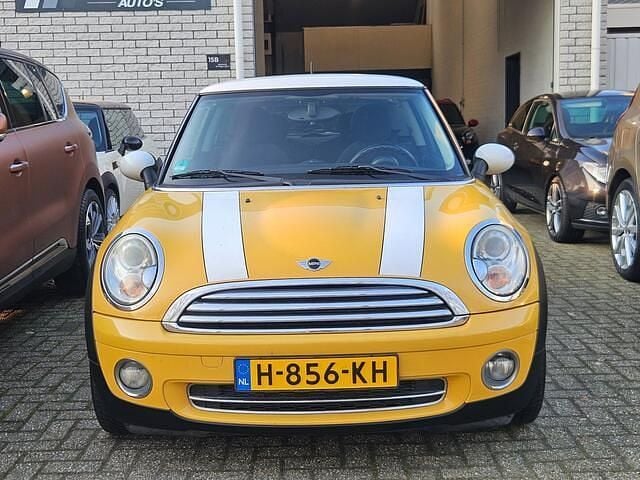 Occasion Mini Cooper 120 PK (88 kW) 2008 Geel Hatchback