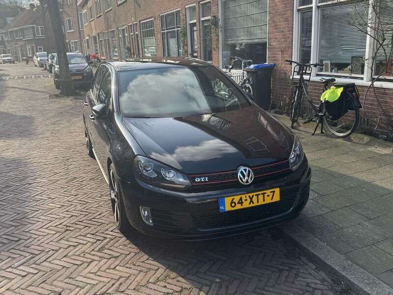 Zwart Gebruikt 2009 VW Golf VI GTI Stationwagen | € 8.299 (Goede deal) - Afbeelding 1/4