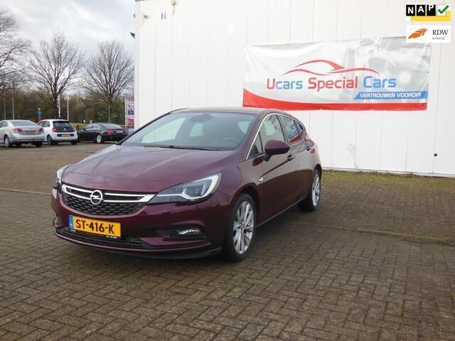 Rood Gebruikt 2018 Opel Astra Innovation Hatchback | € 8.250 (Eerlijke prijs) - Afbeelding 1/4