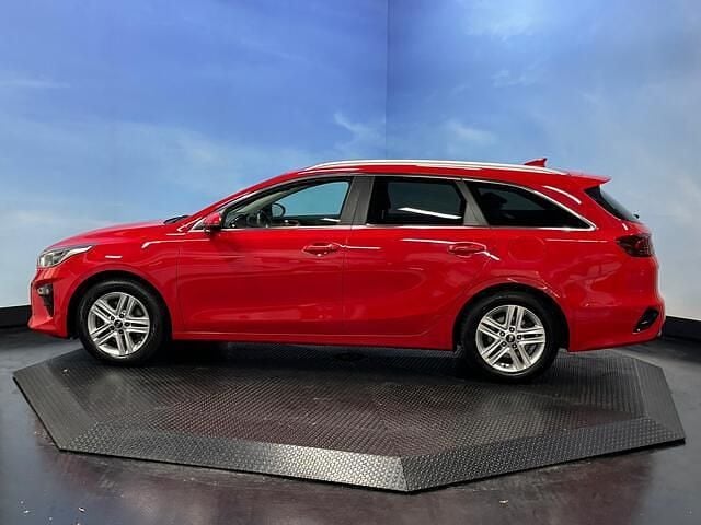 Occasion Kia Ceed Sportswagon 120 PK (88 kW) 2020 Rood Stationwagen