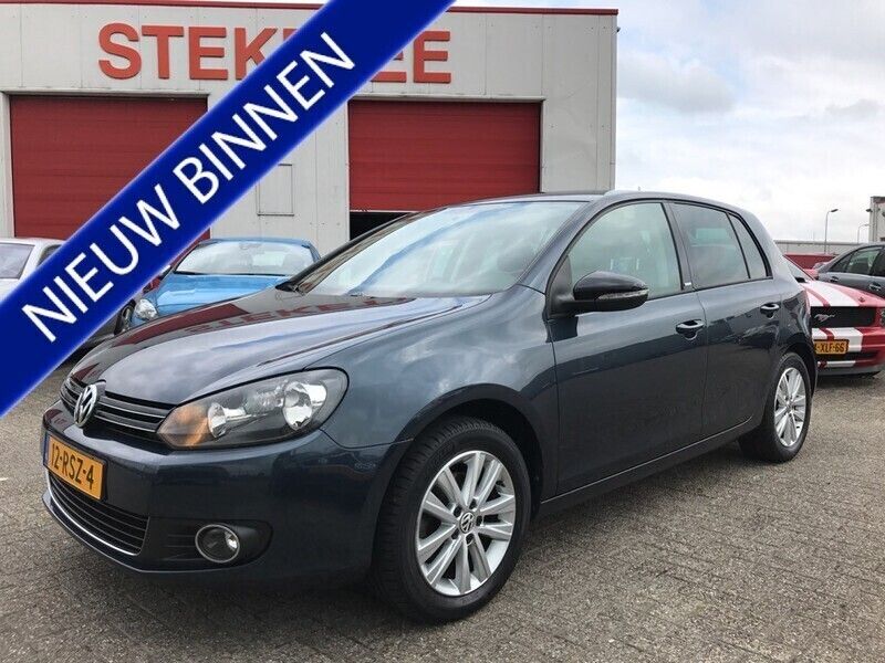 Grijs Gebruikt 2011 VW Golf VI Style Hatchback | € 11.350 - Afbeelding 1/4